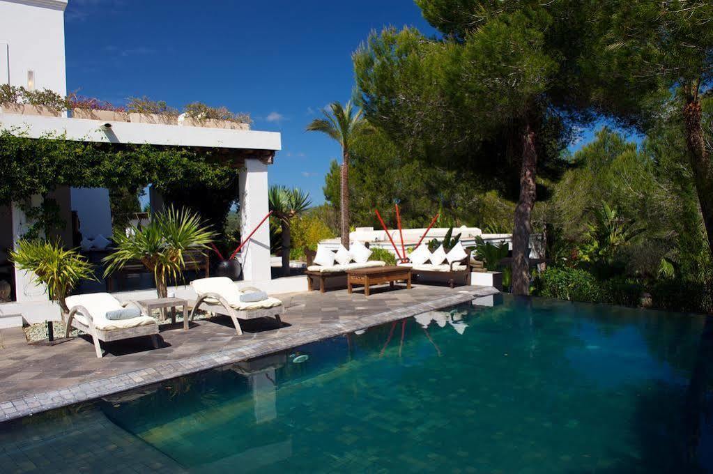 Agroturismo Atzaro Santa Eularia des Riu Exterior photo