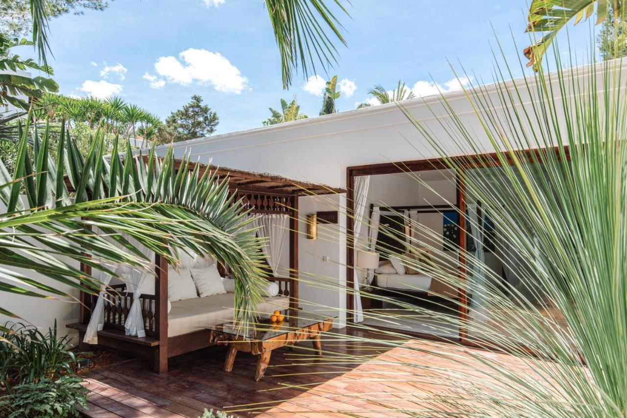 Agroturismo Atzaro Santa Eularia des Riu Exterior photo