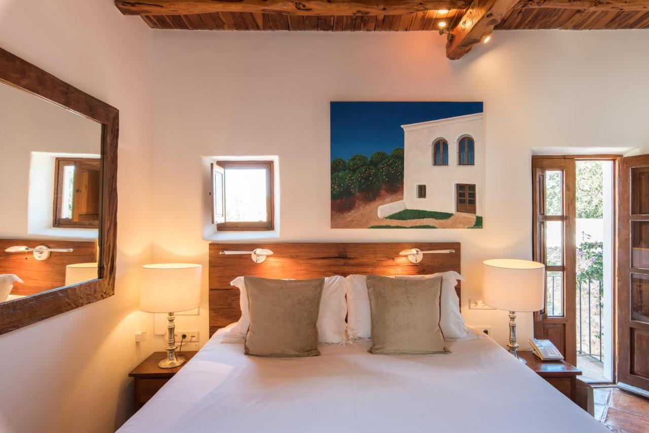 Agroturismo Atzaro Santa Eularia des Riu Exterior photo