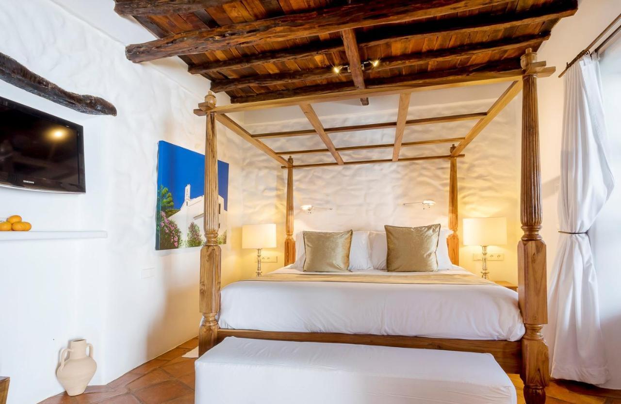 Agroturismo Atzaro Santa Eularia des Riu Exterior photo